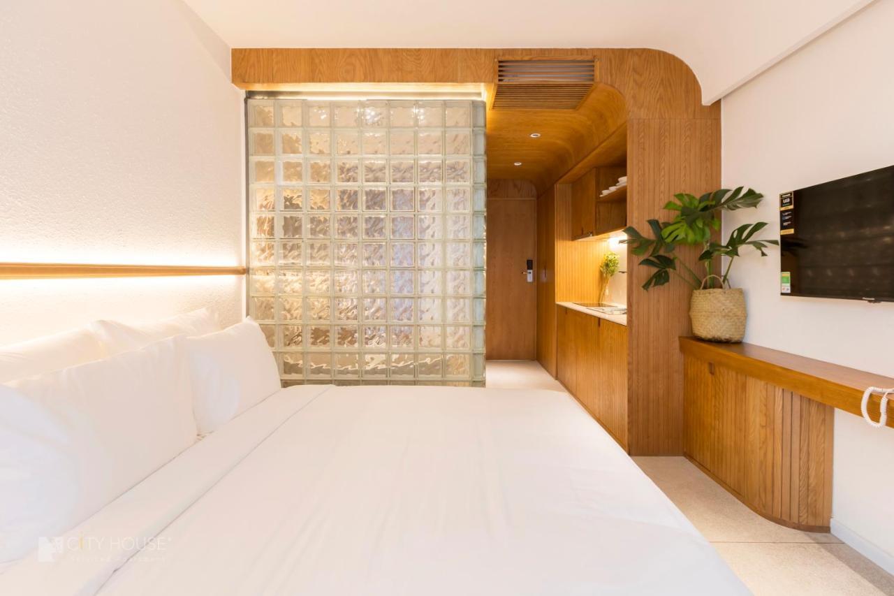 Khách sạn hẻo lánh Cityhouse - Cityoasis TP. Hồ Chí Minh